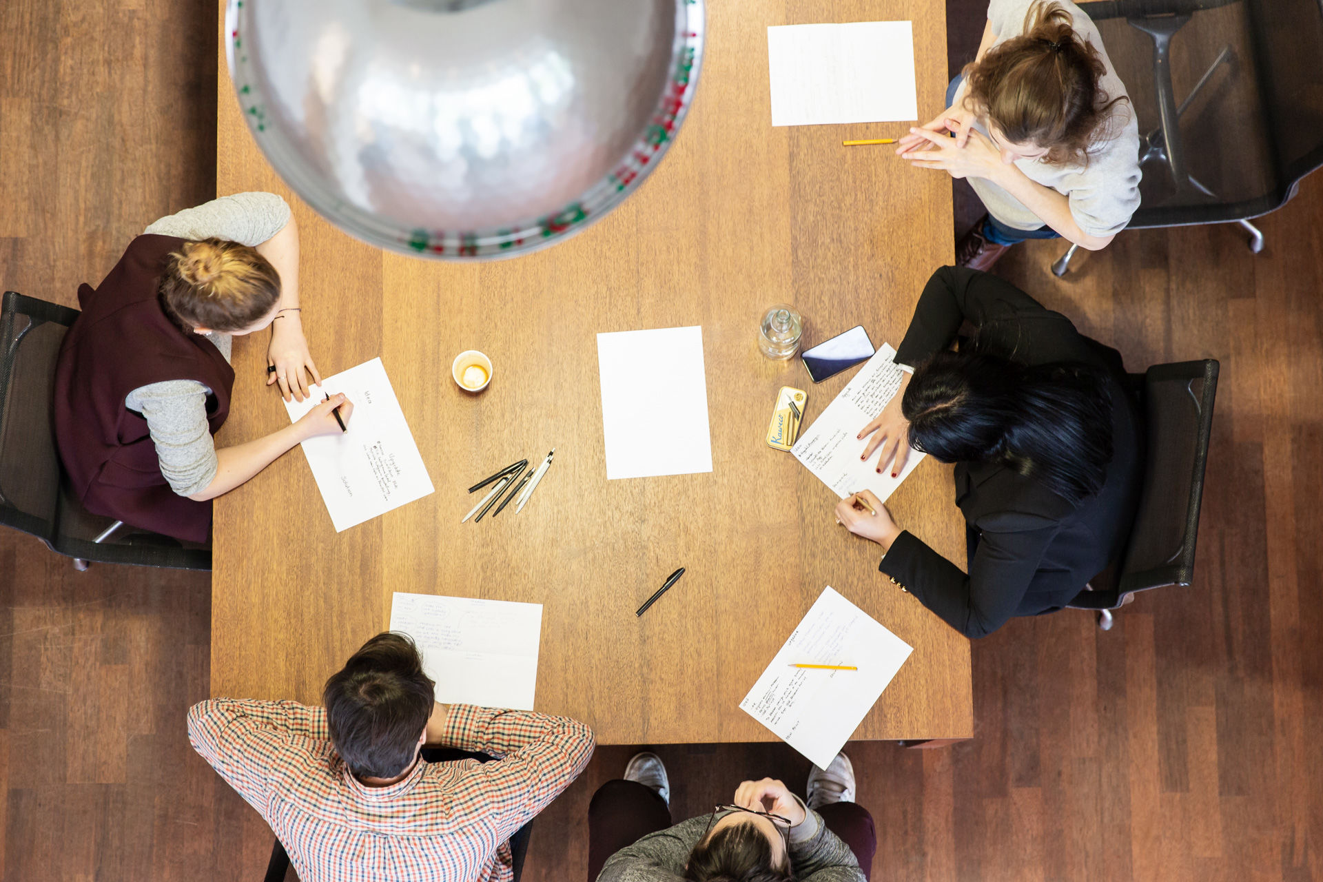Als Ausgangslage im Designteam widmeten wir uns der Frage: «Wie könnten wir einem Museum für aussereuropäische Kunst helfen, ein jüngeres Zielpublikum anzusprechen?» (Foto: Raphael Ammann)