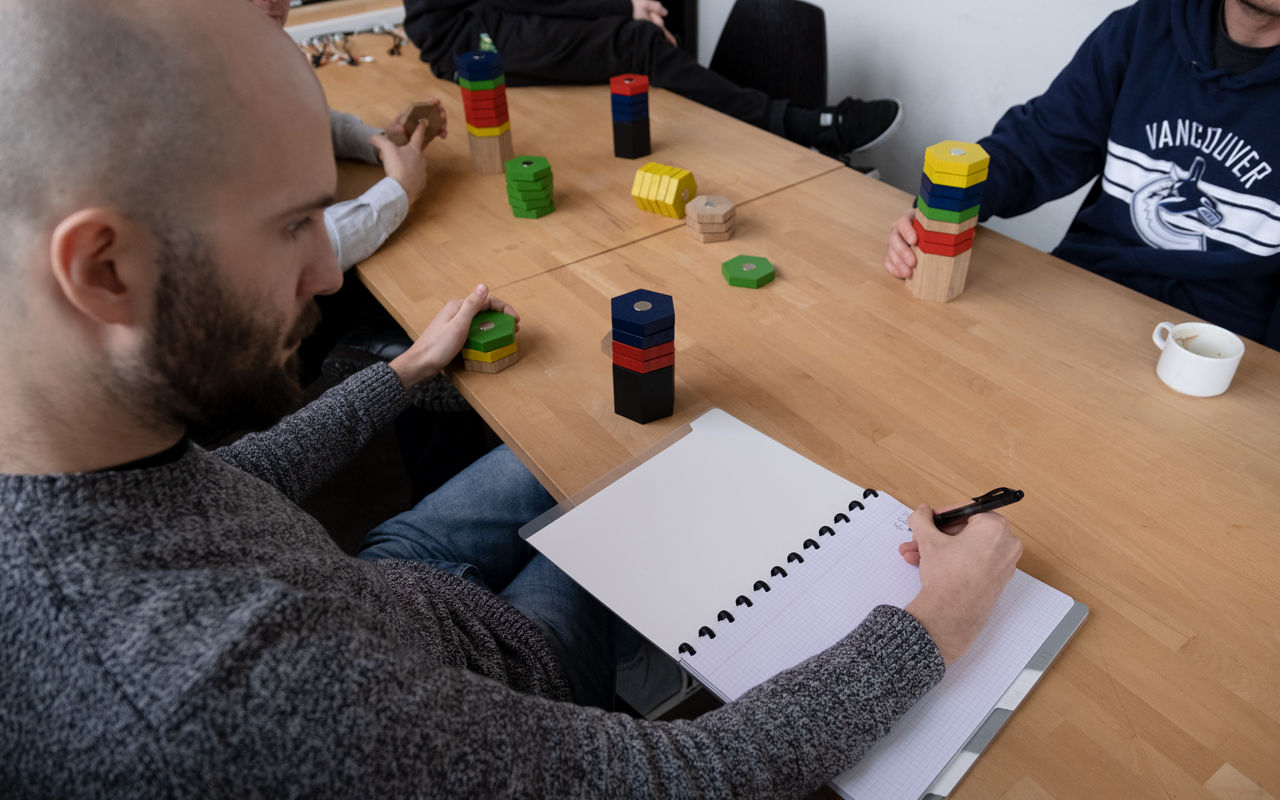 Die Wertung durch Farbe und Anzahl der Bauklötze bietet viel Potential zur Reflexion